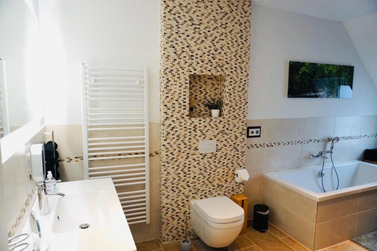 Fewo26 Im Sagenharz - Stilvolles Family-Apartment, 2 Sz, Klimaanlage, Wlan, Netflix & Free Parking Thale Buitenkant foto